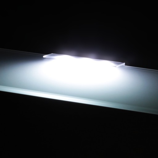 LED KLIP NA OSVETLENIE STUDENEJ SKLENENEJ POLICE