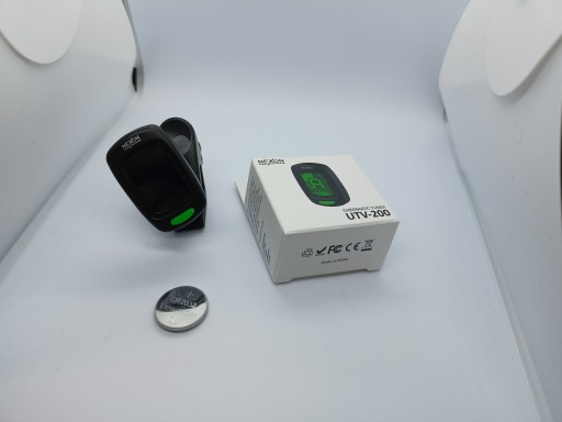 Nexon UTV-200 chromatická ladička