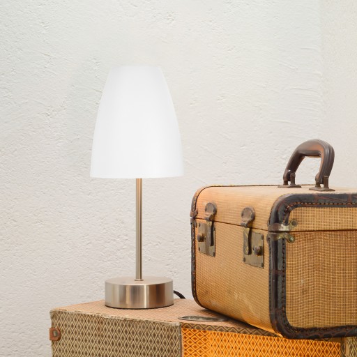 PLASTOVÁ VYMENITEĽNÁ LAMPA TIEŇTO STOLOVEJ LAMPY