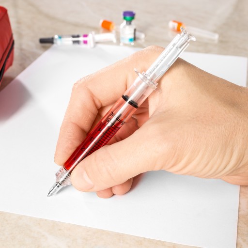 STRIEKAČKA BALLPOINT imitácia injekčnej striekačky DARČEK PRE SESTRU LEKÁRA