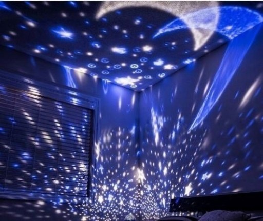 PROJEKTOR STARS NOČNÁ LAMPA ROTAČNÝCH HVIEZD