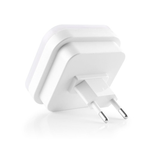 LED nočná lampa pre kontaktný senzor súmraku