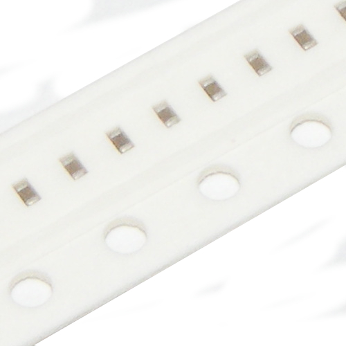 SMD kondenzátor 0402 4,7uF 6V3 X5R 20% x15