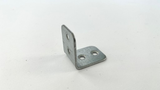 Kovový nábytkový uholník 230 x 230 x 18 mm 10 ks