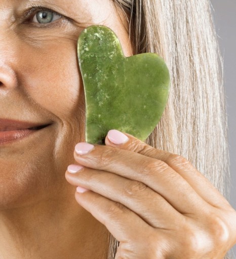 GUA SHA MASÁŽ TVÁR MASÁŽNA DOSKA prírodný jadeit