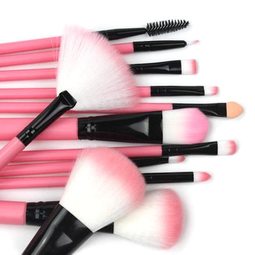 SADA PROFESIONÁLNYCH ŠTETEC NA MAKEUP 12 KS
