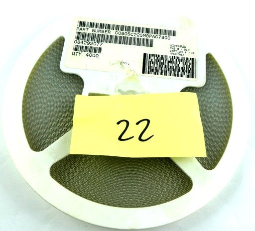 Keramický 2,2uF 2200nF 20% 10V X5R 0805 100ks