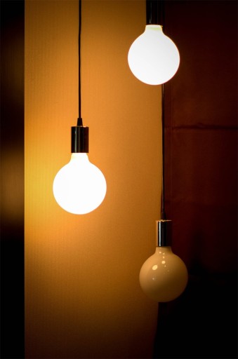 EKOLOGICKÁ LED BUBLINA E27 ŽIAROVKA 10W 3000K 800lm
