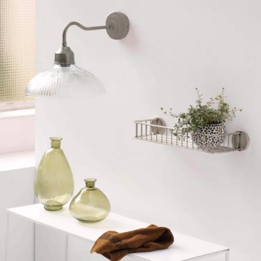 STRIEBORNÁ NÁSTENNÁ LAMPA NÁSTENNÁ LAMPA ELEGANTNÁ KOVOVÁ VINTAGE RETRO LOFT E27