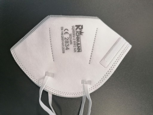 MASKA S VENTILOM CE FFP2 RICHMANN