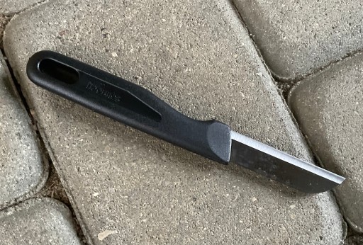 NÔŽ KUCHYNSKÝ NÔŽ NEMECKÁ SOLINGEN LOPAČKA NA LÚPANIE ZELENINY 6cm 2ks