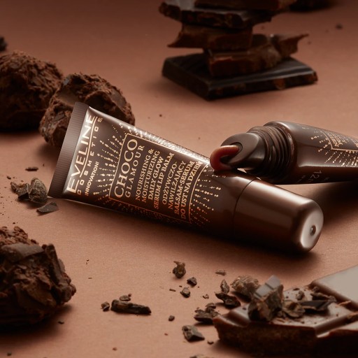 Eveline Cosmetics Choco Glamour vyživujúce a hydratačné balzamové sérum na pery