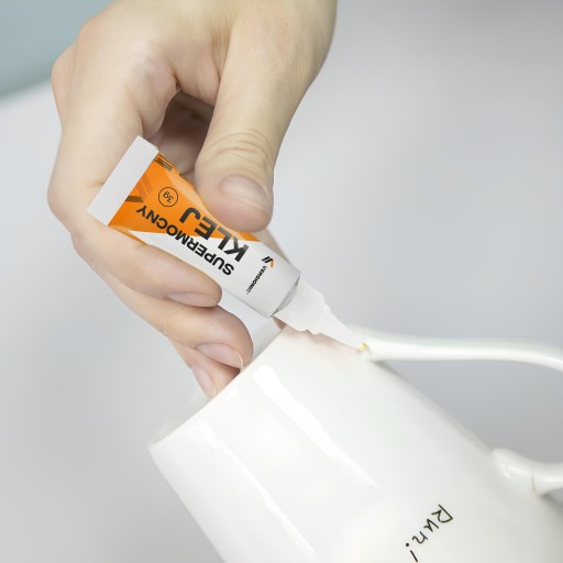 Super silné rýchloschnúce lepidlo 3 x 3 g TUBE
