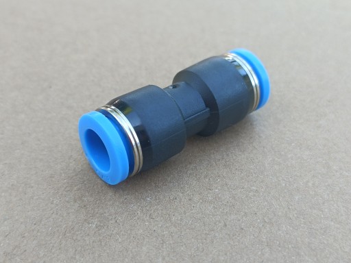 Pneumatický zásuvný priamy konektor fi 8mm rovný konektor plastový PU 8