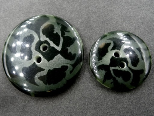 23mm Gombíky Ozdobný gombík 1 kus farby OLIVOVÝ ŠEDÝ PANTHER K552A 15044