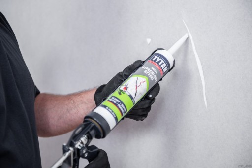 Profesionálny akrylátový plnič Tytan 280 ml Fast Light White Walls Ceiling