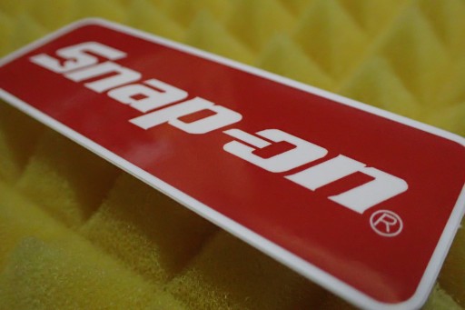 SNAP-ON SNAP ON NÁLEPKA 8,5 x 3 cm