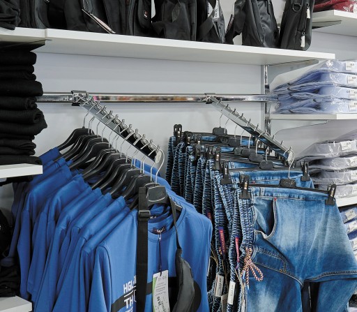 BLACK STRONG CLAMP VEŠIAKY 40 10 ks f1