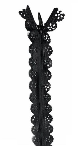 Čierny zips, prekrytý čipkou, 20 cm
