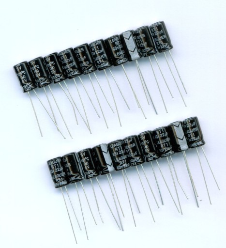 22uF 63V 22 µF 63 V LEAGUER (20 KS) ELEKTROLYTICKÝ KONDENZÁTOR