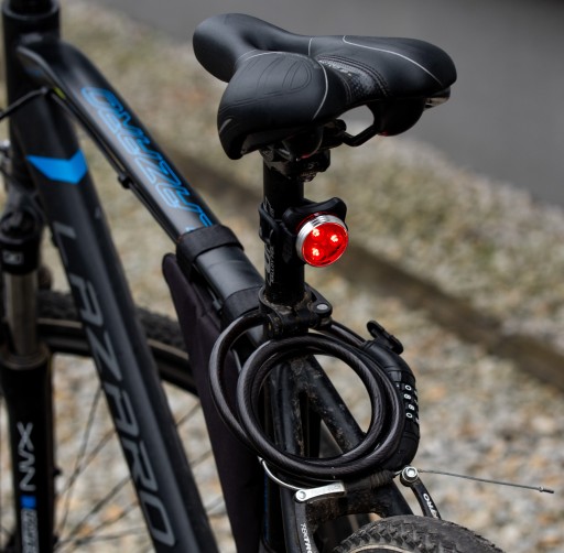 LED ZADNÁ BICYKLE LAMPA USB zadná + BATÉRIA