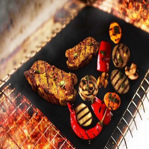 TEFLÓNOVÁ PODLOŽKA GRILOVACIA PODLOŽKA NA PEČENIE OPÄTOVNE POUŽITEĽNÝ BBQ PLECH 4 KS