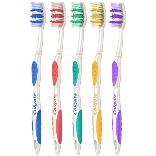 Tvrdá zubná kefka Colgate Classic Deep Clean