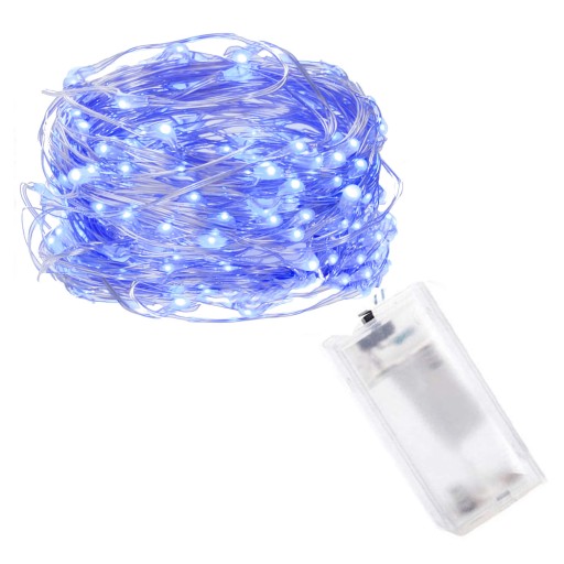 LED osvetlenie vianočného stromčeka napájané 2,2M modrými batériami