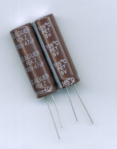 47uF 450V 47 µF 450 V SLIM LEAGUER (2 KS) ELEKTROLYTICKÝ KONDENZÁTOR