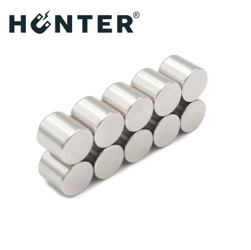 VALEC NEODYMOVÝ MAGNET 10x10 mm SILNÝ, okrúhly, kotúč - HUNTER