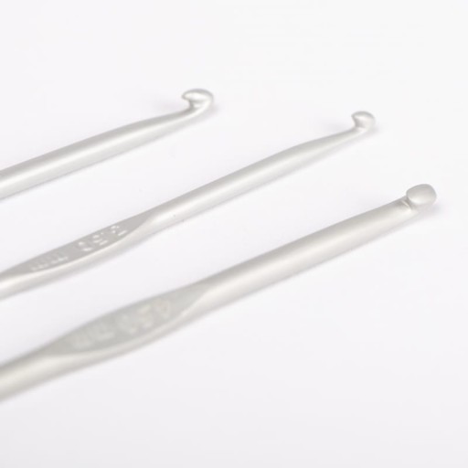 Háčik na háčkovanie Drops Basic 2,0 mm - hliník
