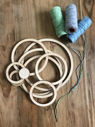 Drevená obruč, základňa, lapač, kruh MACRAME 8 ks