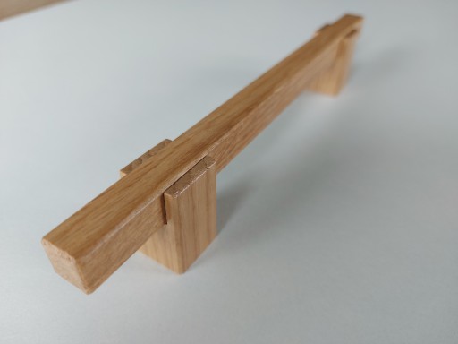 Drevená nábytková úchytka Zábradlie, dĺžka 166mm, šírka 96mm