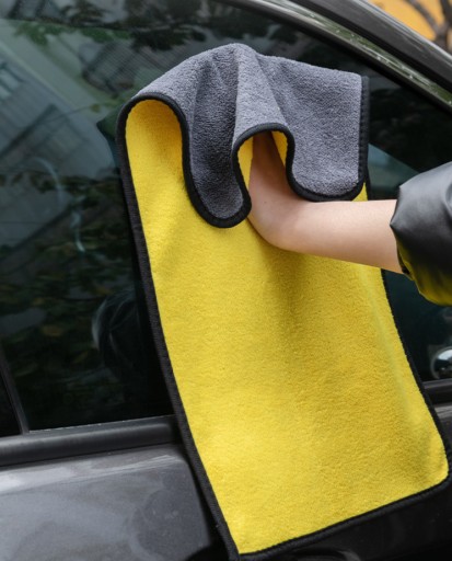 Utierka z mikrovlákna NA DOMÁCE AUTO 30X60 cm