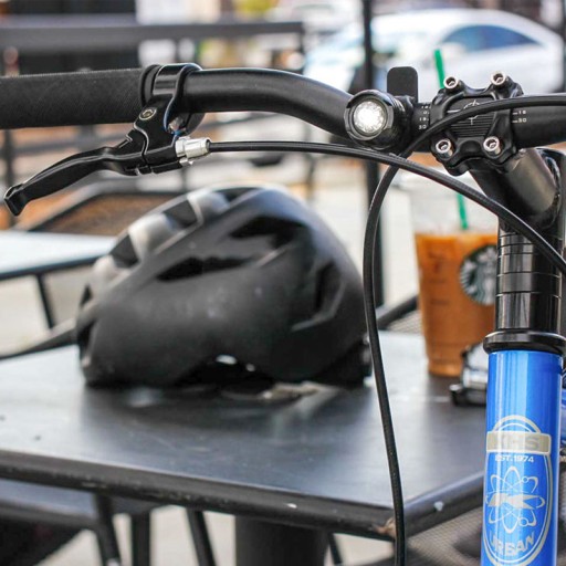 BIKE SVETLÁ LED CYKLISTICKÁ LAMPA PREDNÁ ZADNÁ 2KS