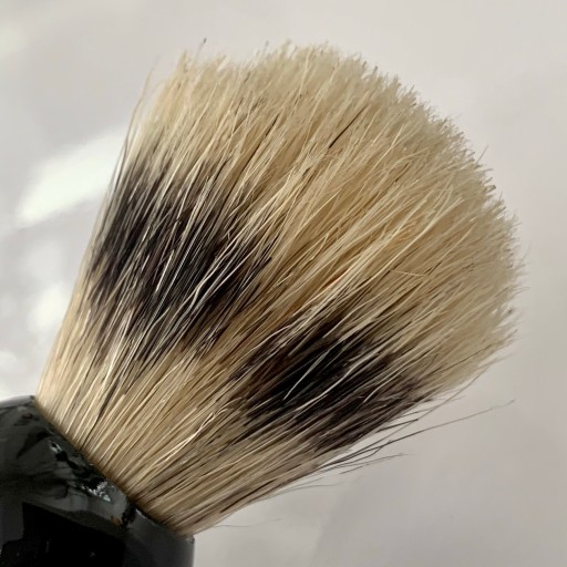 KLASICKÁ KEFKA NA HOLENIE S NATURAL VLASY PREMIUM NATURAL