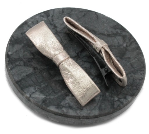 KLIPKA DO VLASOV LESKLÁ ZLATÁ 8,5 cm