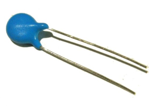 Keramický kondenzátor 15pF/1KV r=5mm 10ks
