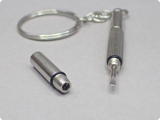 MINI SKRUTKOVAČ 4v1 KĽÚČENKA