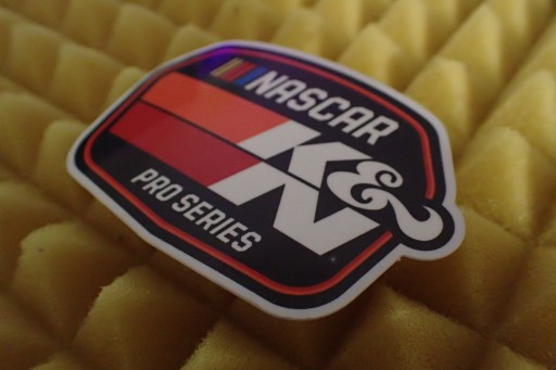 NÁLEPKA K&N KN NASCAR PRO SERIES NÁLEPKA 7,9 x 5,3 cm