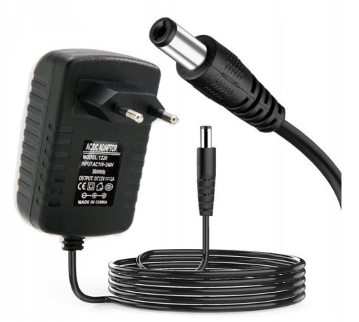 AC/DC 12V 2A spínaný zdroj, zástrčka 5,5 / 2,1 mm