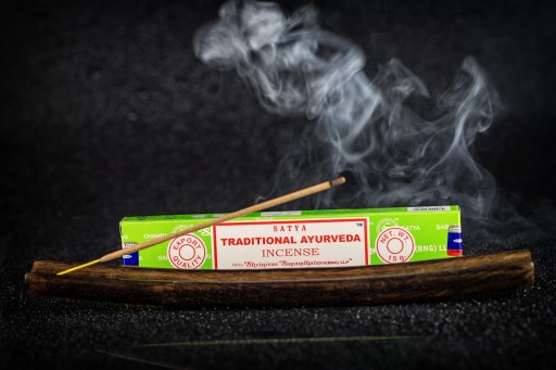 NAG CHAMPA SATYA POLLEN vonné tyčinky 15g Ajurvéda