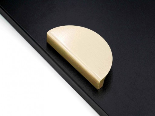 MOON GOLD BRÚSOVANÝ GLAMOUR MODERNÝ NÁBYTOK ÚCHYTKA 64/96 mm - POLkruh