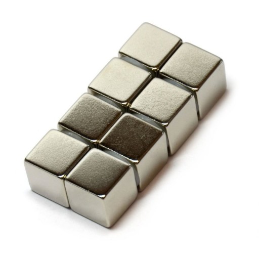 NEODYMIOVÝ MAGNET 6x6x6 mm 10 kusov