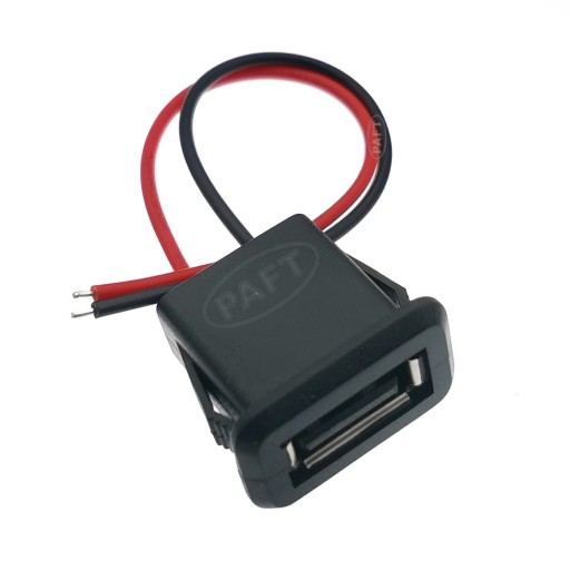 Čierna 2-kolíková zásuvka na paneli USB 2.0