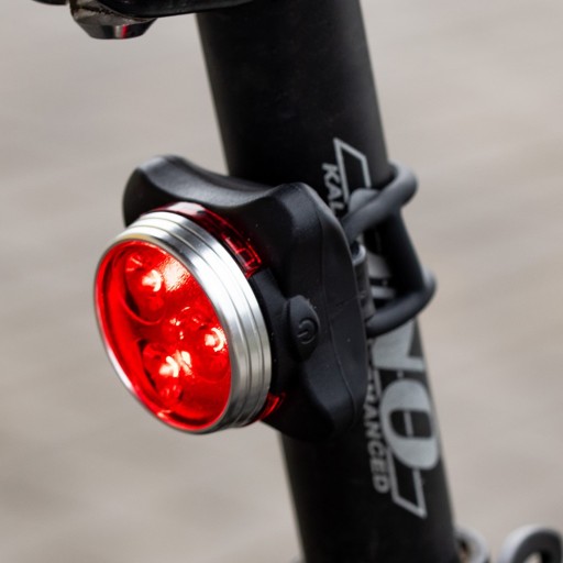 USB BICYKLOVÉ ZADNÉ SVETLO NA BICYKEL ČERVENÉ BIKE SVETLO LED ZADNÉ