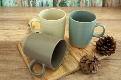 Affek Lotta sivý porcelánový hrnček 400 ml na kávu a čaj