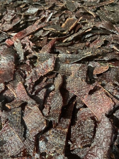 Jack's MEAT Sušené hovädzie mäso Čierny cesnak 98 kcal 30 g