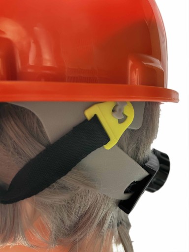 PRILBA Pracovná prilba ERIK s remienkom pod bradou, ochranná prilba HDPE - oranžová
