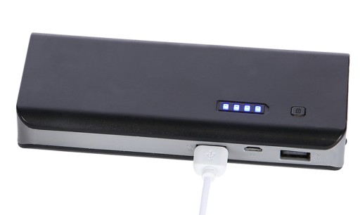 Veľmi výkonná LED VRECKOVÁ baterka, dobíjacie USB mini malé